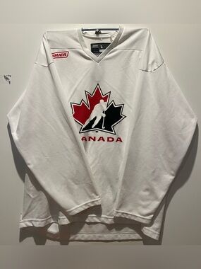 Bauer Team Canada Hockey men’s jersey sz Large